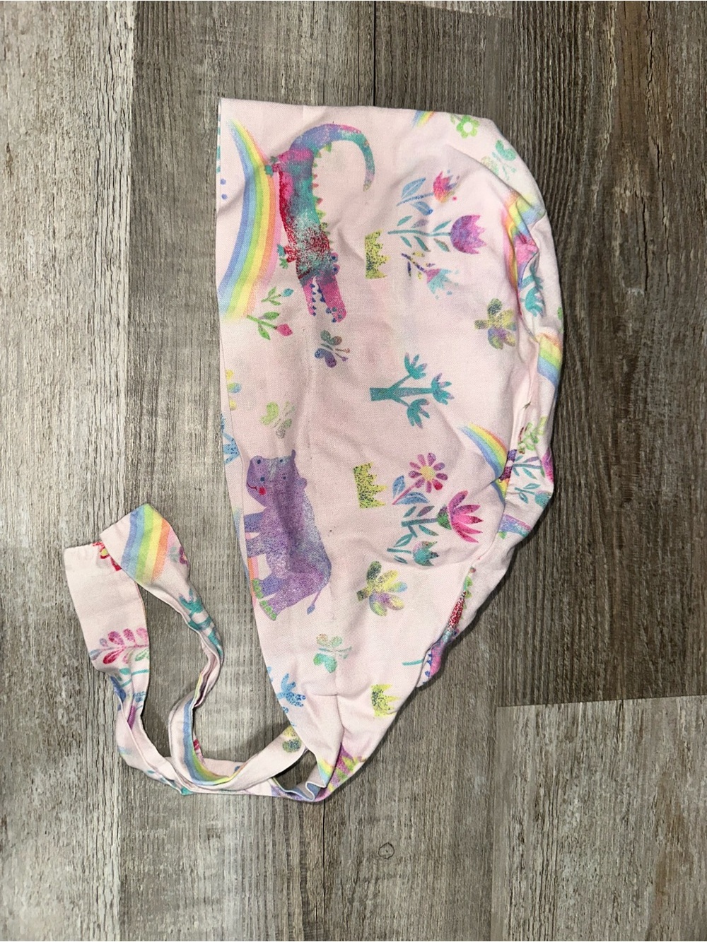 Cute tie-back surgical cap